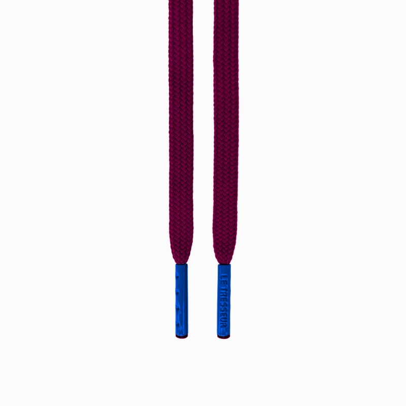 Lacets bordeaux - embouts bleu foncé