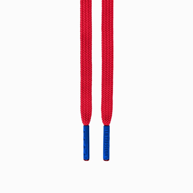 Lacets rouges - embouts bleu foncé